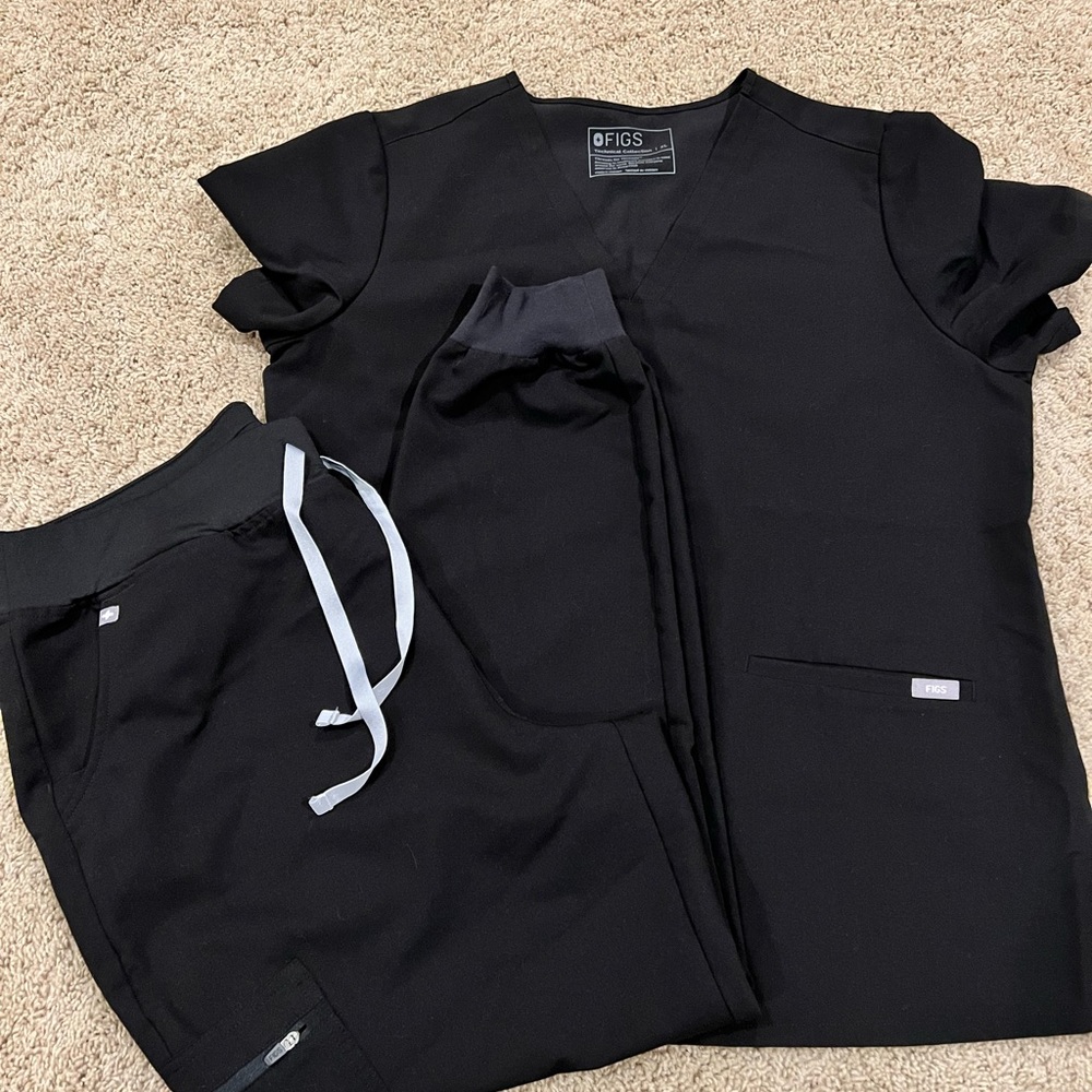 Figs scrubs set size XL